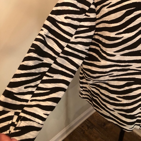 Chico’s Jacket - Picture 2 of 9